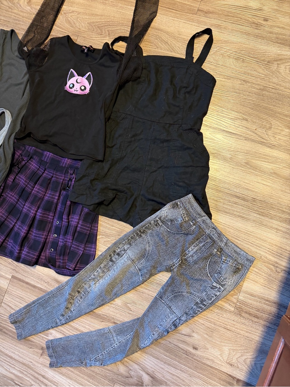 Bundle lot set of 5 purple black goth Y2K Hot Topic Ringer Baby T-Shirt XS - Picture 5 of 6